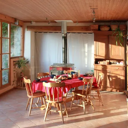 Valreley, Et Table D'hotes Eco-friendly Avec Bain Nordique Au Sud Du Massif Du Jura Отель типа 